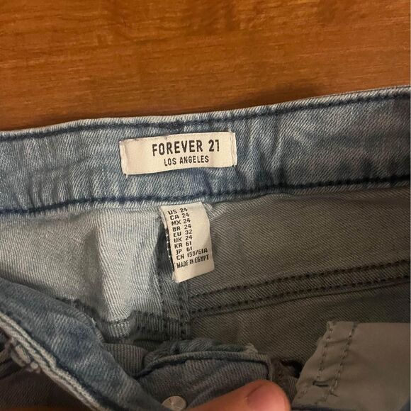 forever 21 jeans womens 24” waist - Picture 4 of 4
